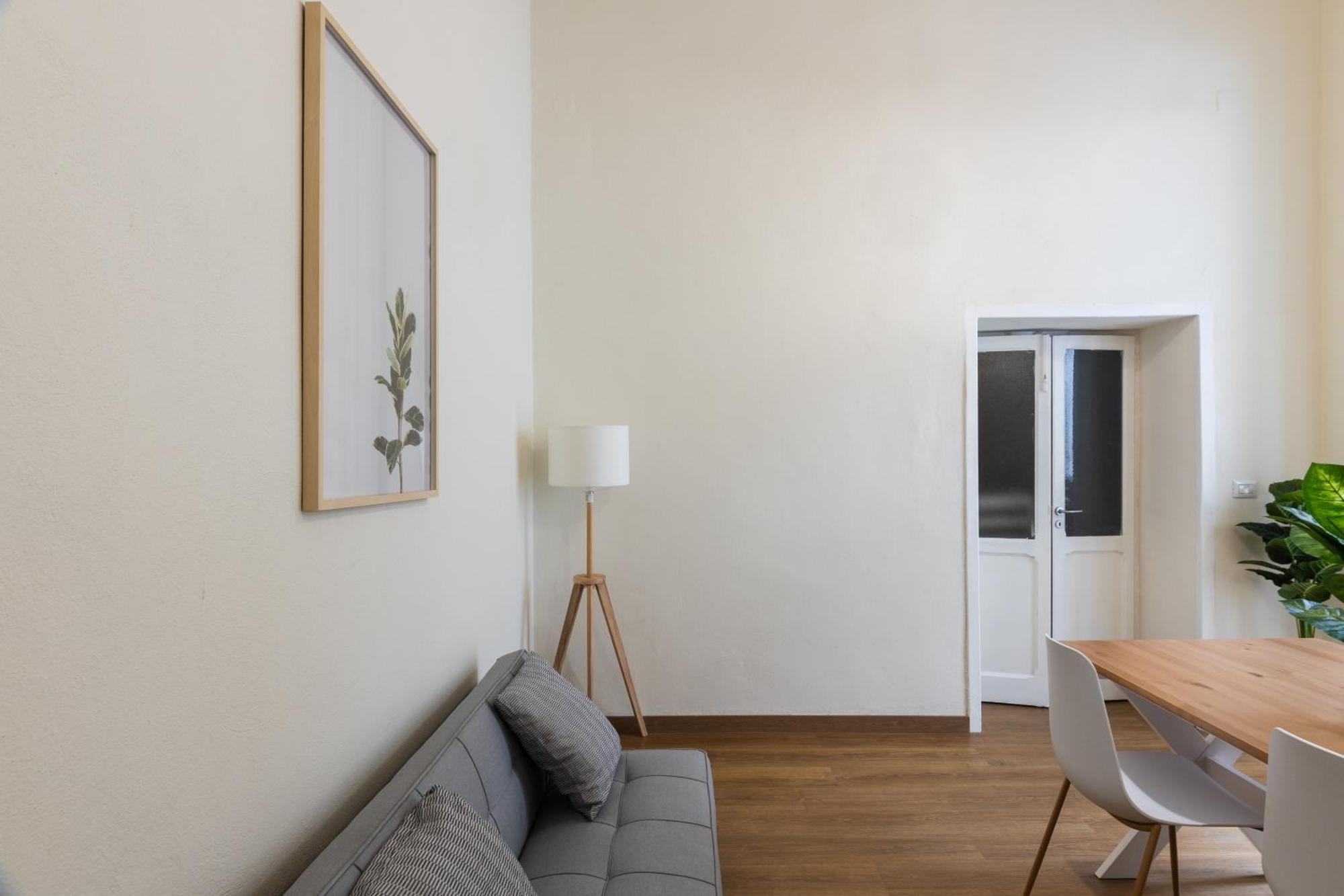 Cozy Historical Flat Napoli Apartment Exterior photo