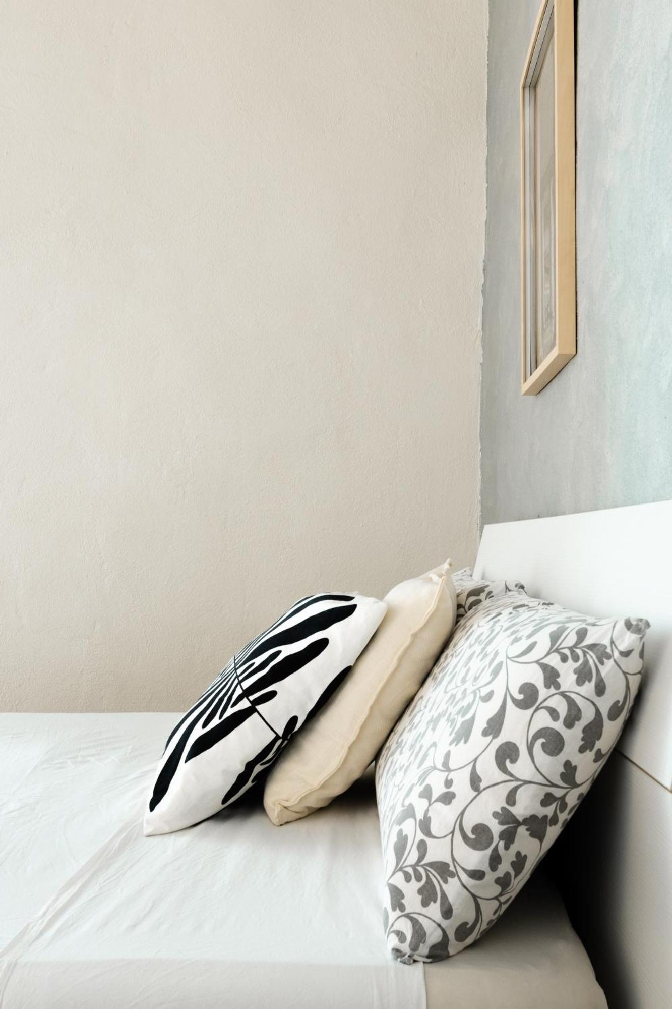 Cozy Historical Flat Napoli Apartment Exterior photo